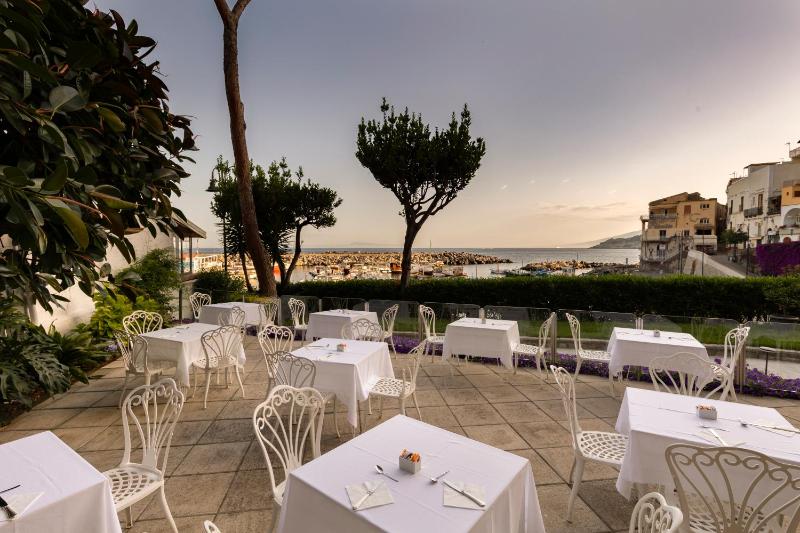 Sea Breeze Residence - image 15