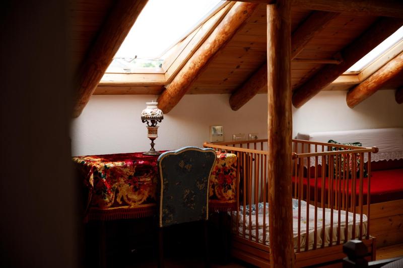 Deluxe Triple Room image 3