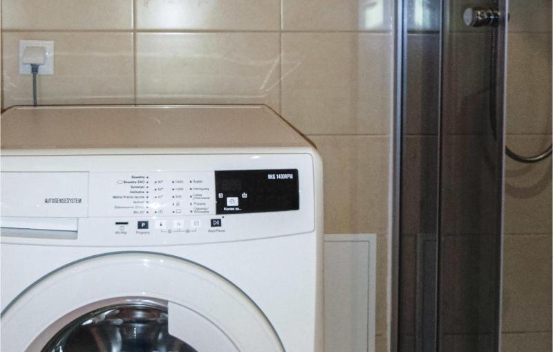 Three-Bedroom Holiday Home  image 2