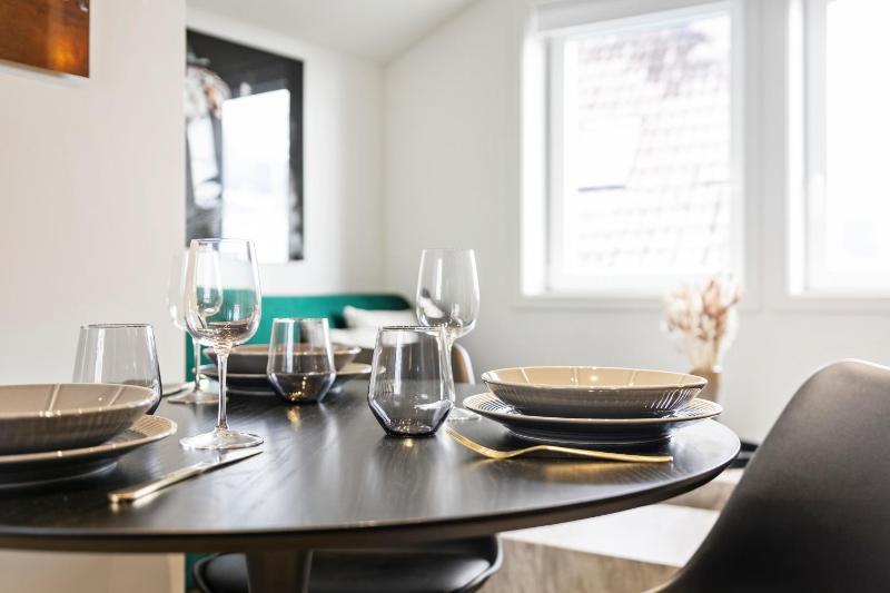 Luxury Suite in Charming Area - image 13
