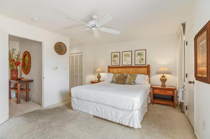 Tropical Paradise 1-bed 2-bath Oasis At The Pool - image 36