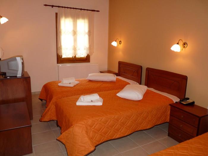 Triple Room image 2