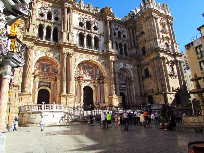 INMálaga Constitución - image 3
