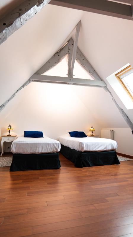 Luxury Quadruple Room image 3