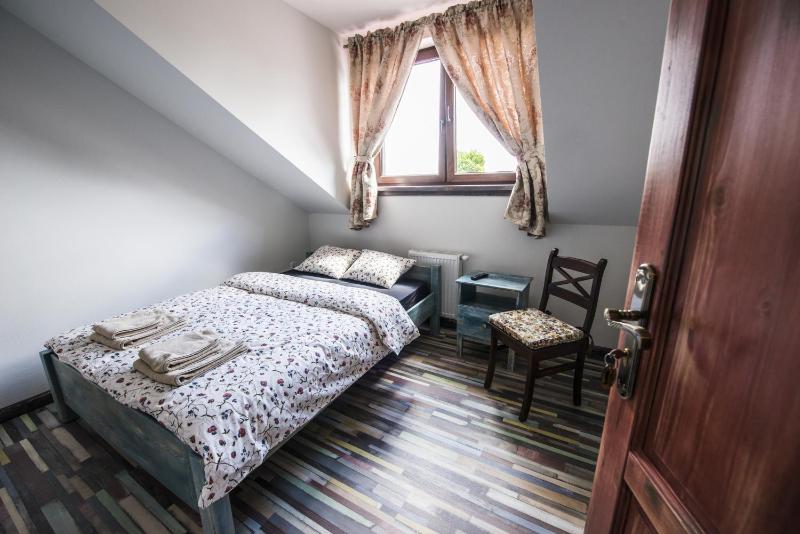 Double Room image 3