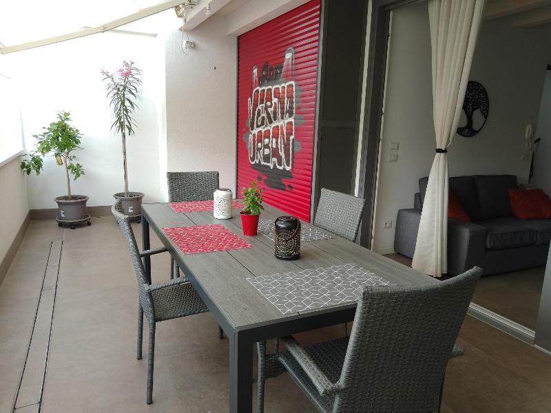 Verona Urban Apartment - image 5