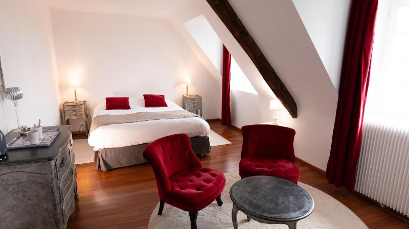 Superior Queen Room image 2