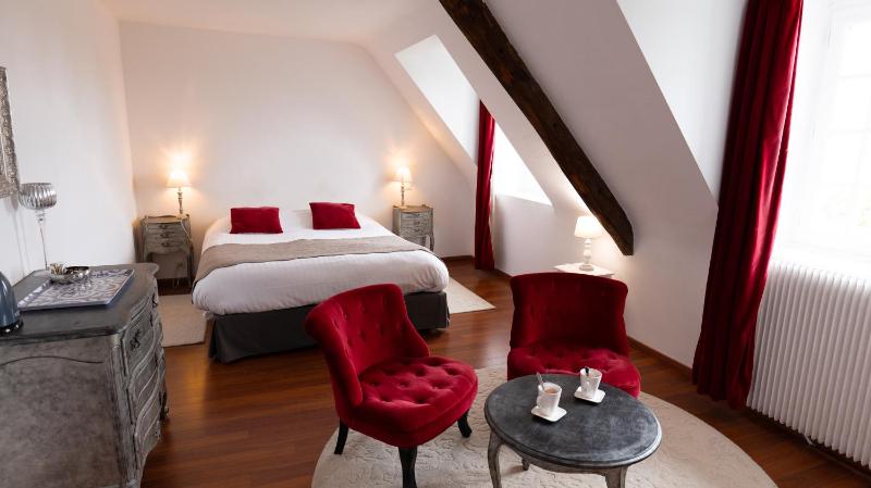 Superior Queen Room image 4