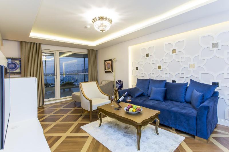 Executive Suite image 4