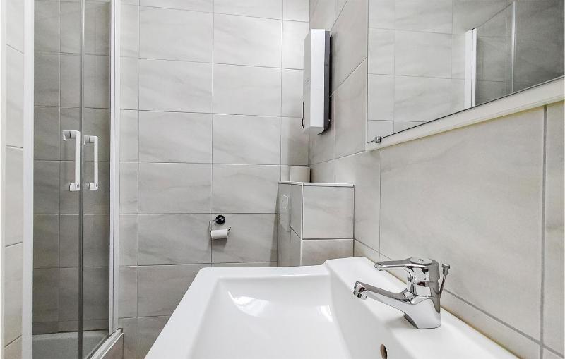 Residentie Beau Sejour Ref 111 - image 11
