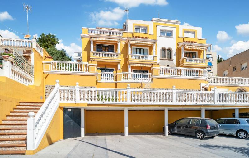 Beach Front Apartment In Torremolinos - image 1