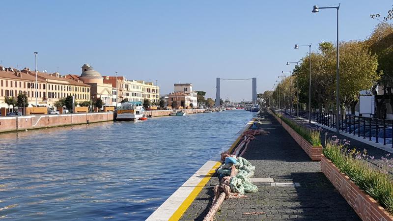 La Lira - image 38