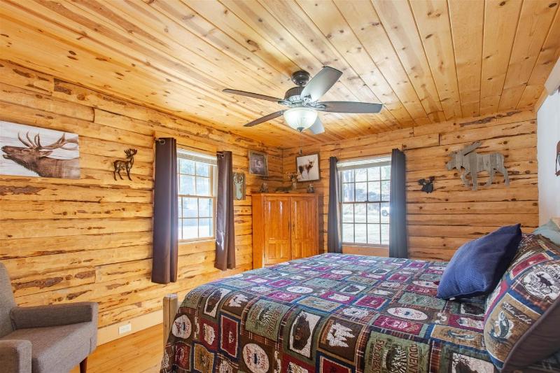 Two-Bedroom Holiday Home image 4