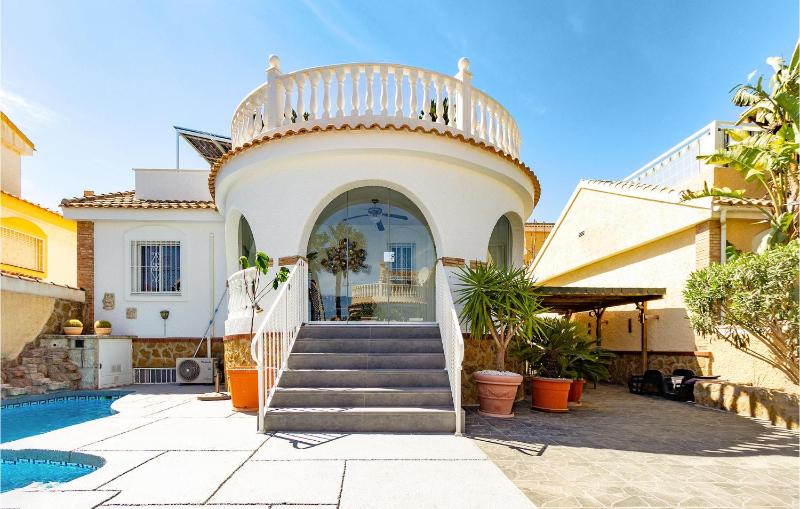Beach Front Home In Santa Pola - image 18
