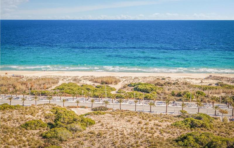Beach Front Home In Santa Pola - image 11