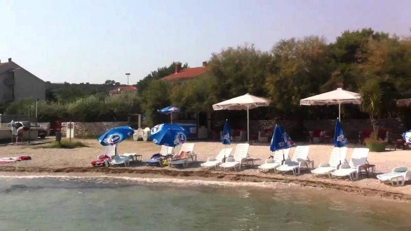Holiday house with a parking space Kastel Stafilic Kastela - 23408 - image 16