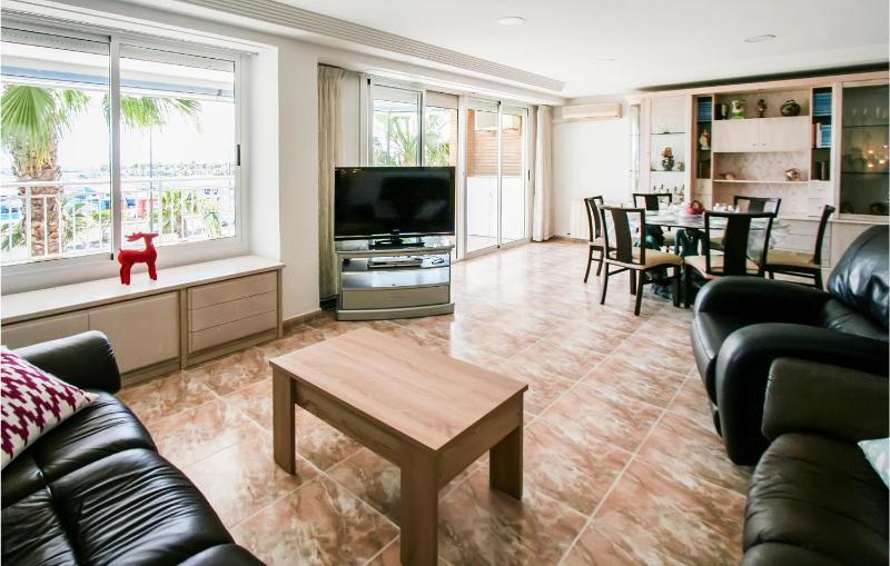 Lovely Apartment In Santa Pola With Harbor View - image 6