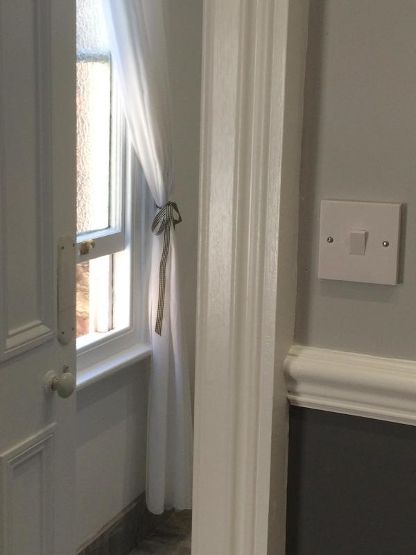 First Floor Double En Suite image 4