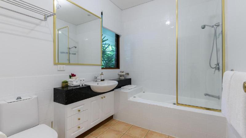 Villa 2 - Chez Willow Port Douglas - image 10