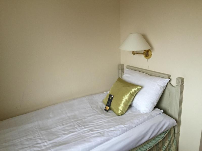Economy Single Room image 4