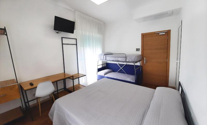 Quadruple Room image 1