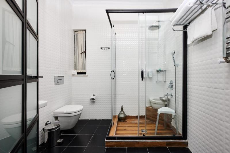 Superior Double or Twin Room image 2