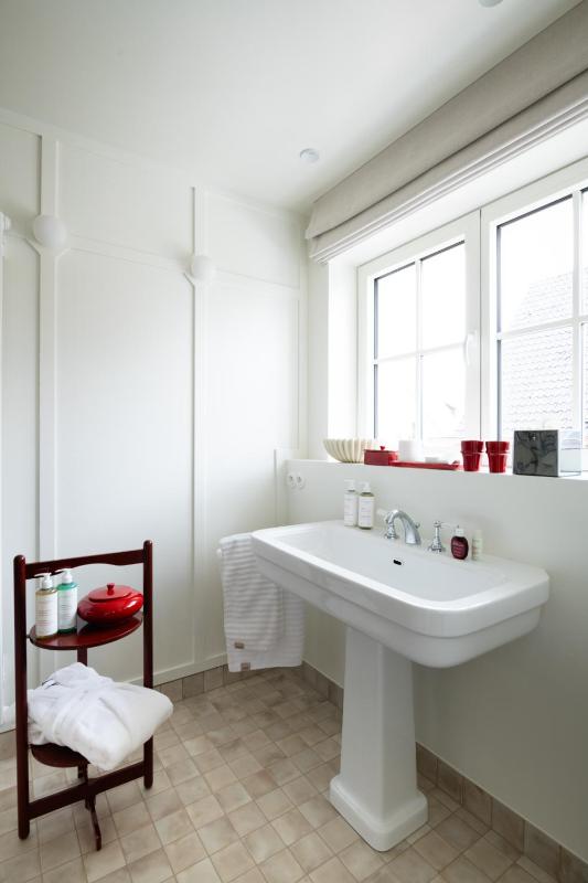 Suite image 2
