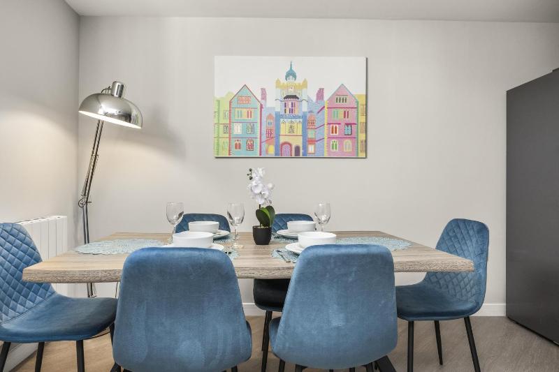 Buzzing Brighton Apartment 1 By My Getaways - image 3