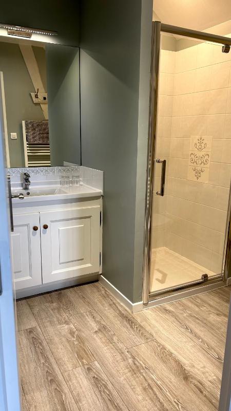 Double or Twin Room with Garden View image 3