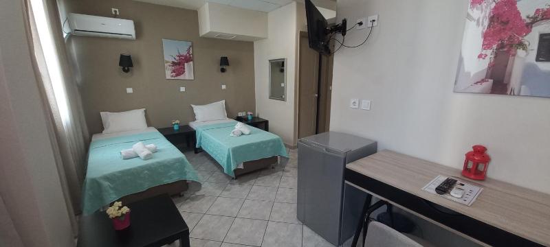 Basic Triple Room image 3