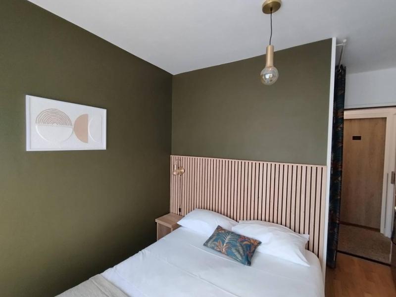 Standard Single Room image 3