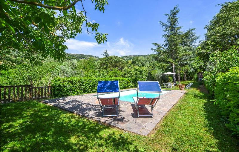 2 Bedroom Amazing Apartment In Cortona - image 8