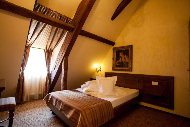 Single Room image 1