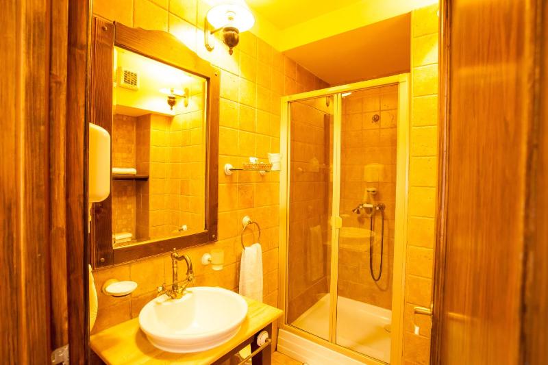 Single Room image 4