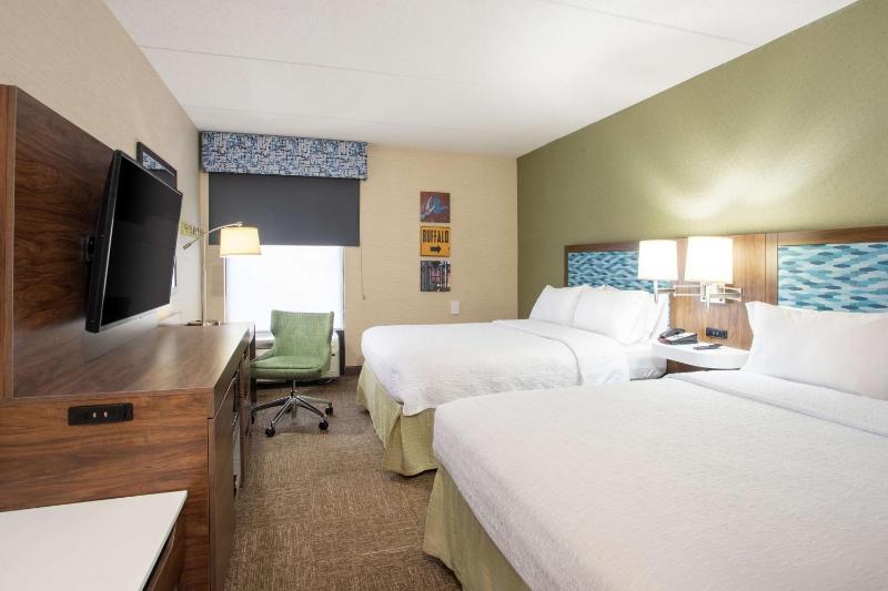 Room with Two Queen Beds - Non-Smoking image 4