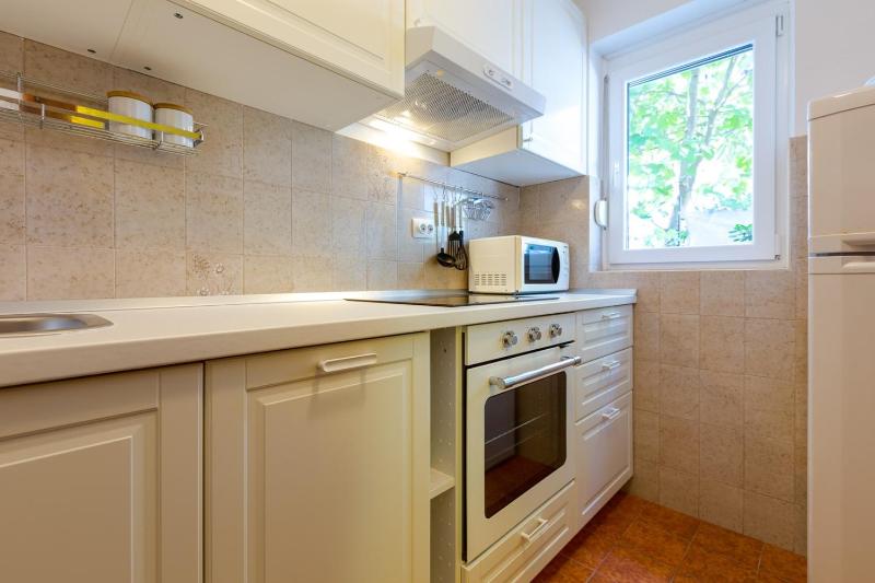 Apartments Matea Mali Lošinj - image 14