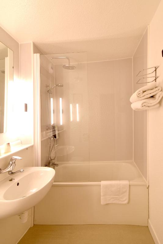 Double Room image 1