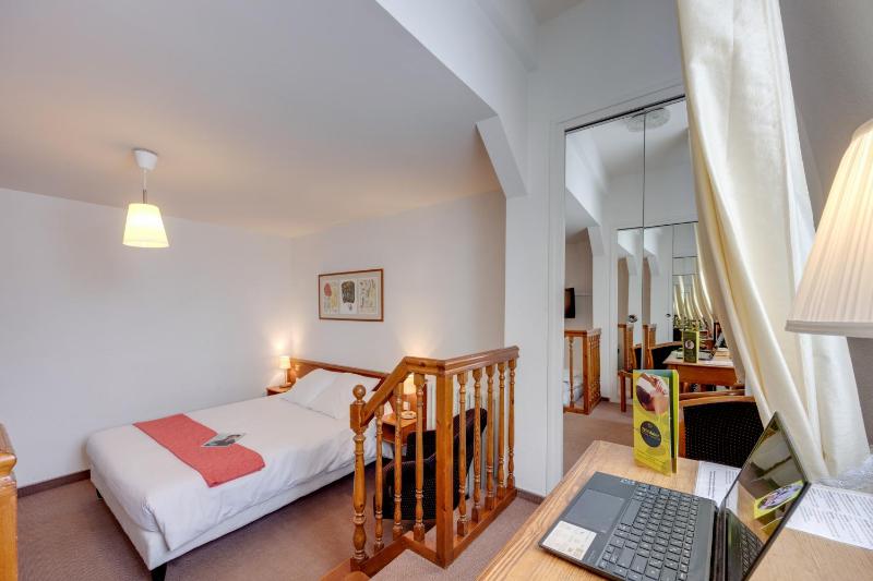 Triple Room image 4