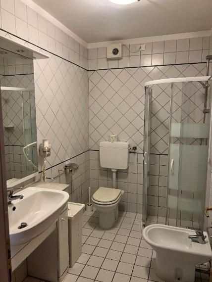 Apartment image 2