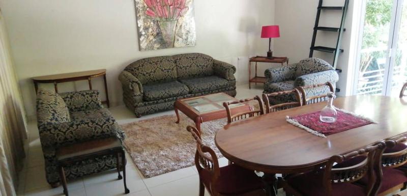 Fully Furnished 3 Bedroom House In in Pentagon Park Bloemfontein - image 9
