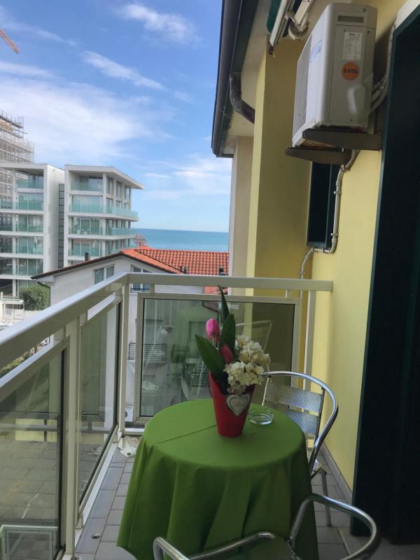 FOSCOLO Sunset House - image 15