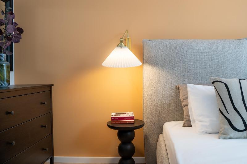 Styling & Cozy apt in Coresi by Cityscape - image 13