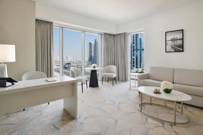 Premier City View Suite, King Bed, Sofa Bed, Club lounge access with Breakfast, Lunch & Dinner, 4PM Late checkout, Including direct access to Dubai Marina Mall & Marina Walk image 4