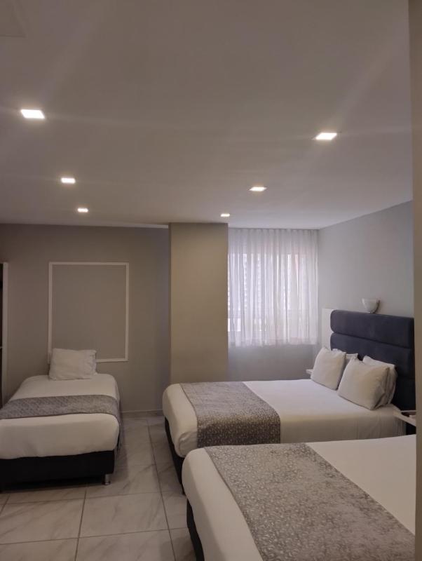 Hotel OR Suite - image 26