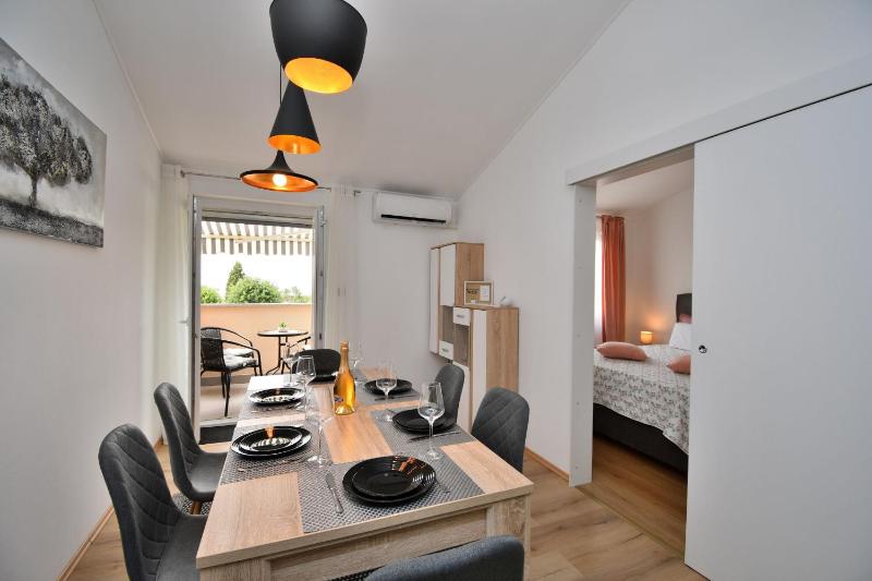 Apartment Bellevue - image 6