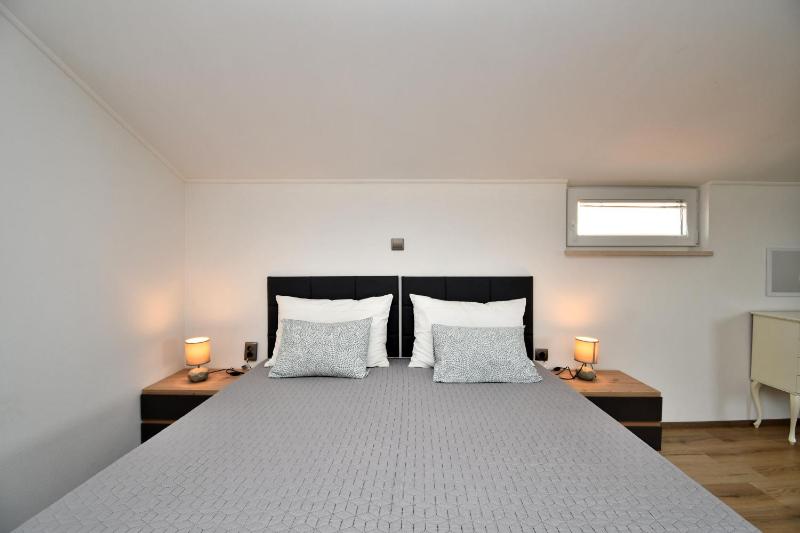 Apartment Bellevue - image 2