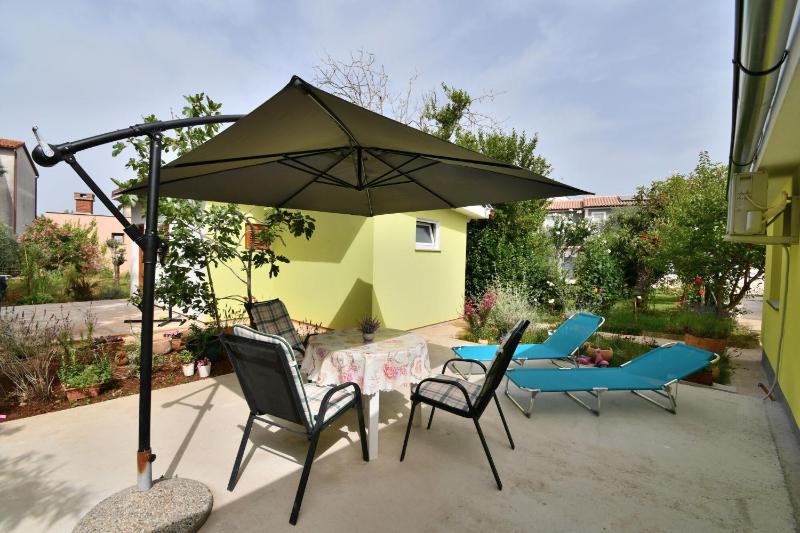 Apartment Cozy garden - image 11