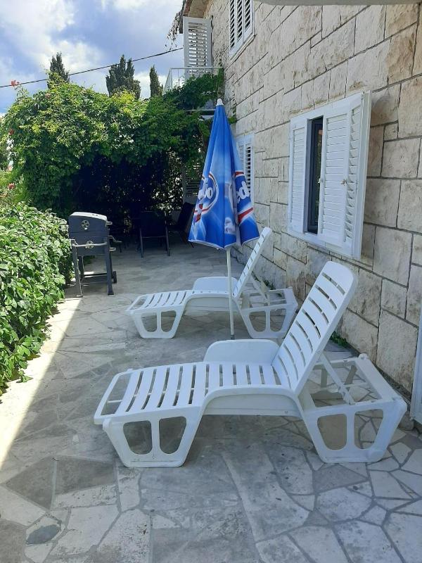 Apartments with parking space Supetar Brac - 23372 - image 17