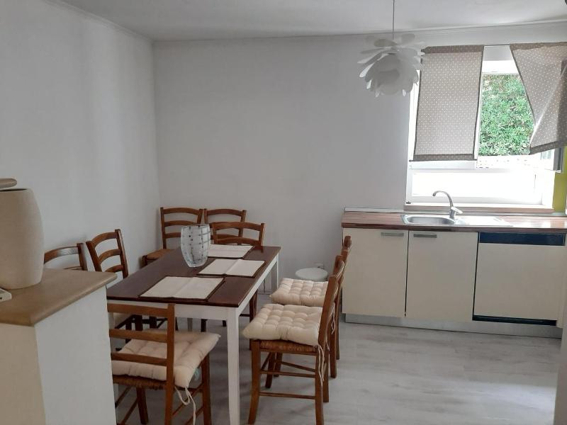 Apartments with parking space Supetar Brac - 23372 - image 2