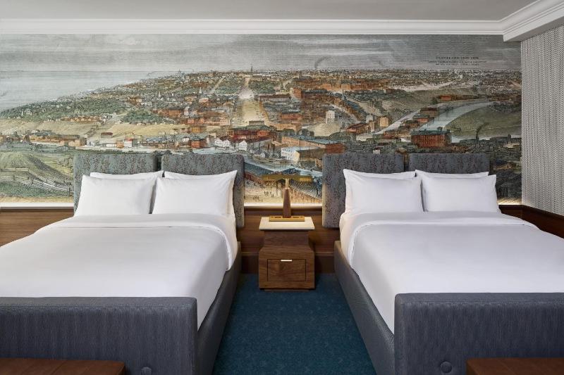 Queen Room with Two Queen Beds and Public Square View image 1